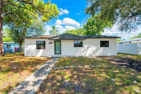 211Th, MIAMI GARDENS, FL 33055