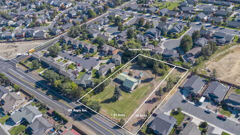 Maple, REDMOND, OR 97756