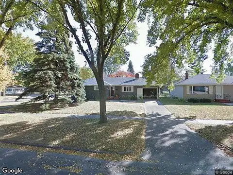 16Th, MOORHEAD, MN 56560
