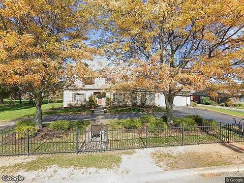 Seneca, CLARKS GREEN, PA 18411