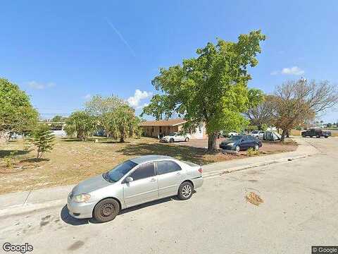 S H St, Lake Worth, FL 33460