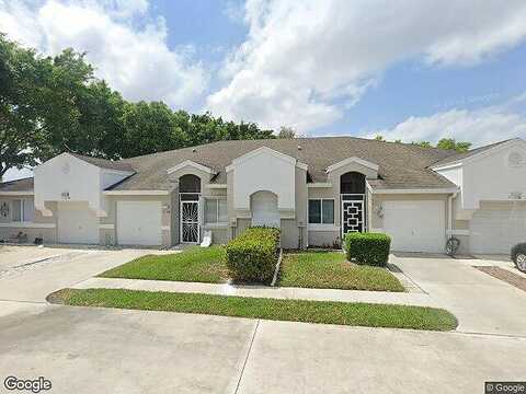 Vineland Ct, Boca Raton, FL 33496