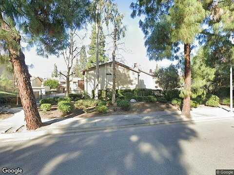 Owensmouth Ave, Woodland Hills, CA 91367