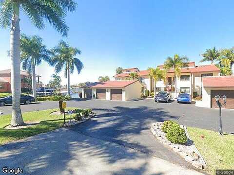 Sunnybrook Ct, Cape Coral, FL 33904