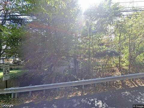 Eagle Rd, Wayne, PA 19087