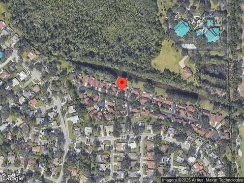 Carriage Dr, Sarasota, FL 34241