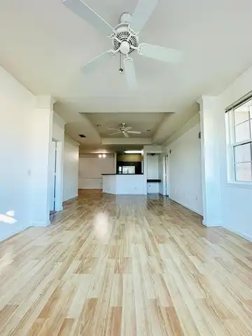 Parkchester Square Blvd, Orlando, FL 32835