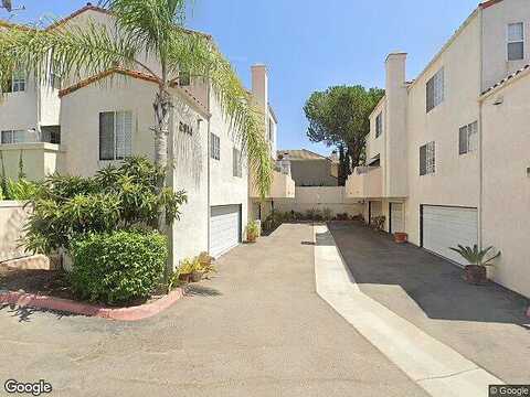 Luciernaga St, Carlsbad, CA 92009