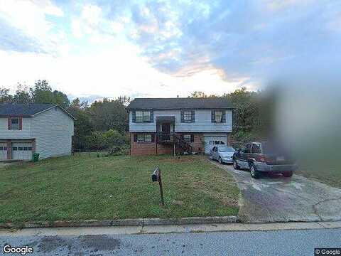 Oxford Dr, Decatur, GA 30034