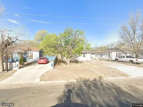 Oak, DUMAS, TX 79029
