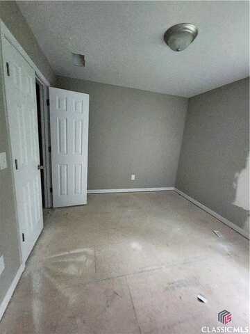 Brandy, COMMERCE, GA 30529
