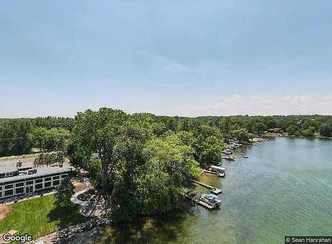 Wallace Lake, WEST BEND, WI 53090