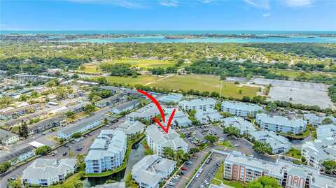 Stones Throw Cir N, Saint Petersburg, FL 33710