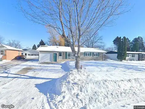 Cedar, MOORHEAD, MN 56560