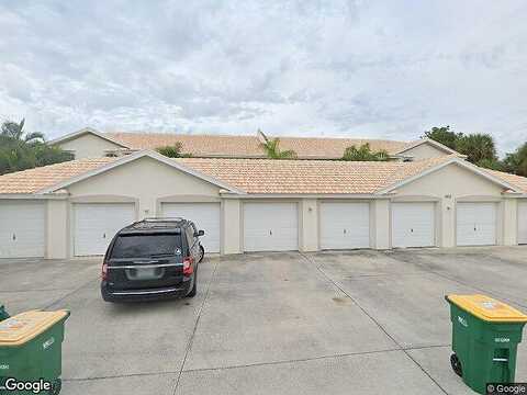 Stella Maris Dr N, Naples, FL 34114