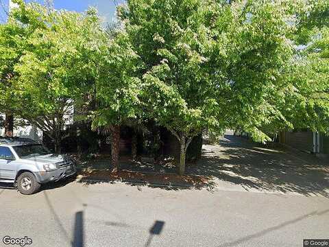 Se 11Th Ave, Portland, OR 97214