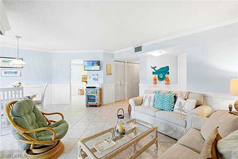 Mainsail Dr, Naples, FL 34114