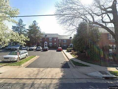 E Glebe Rd, Alexandria, VA 22305