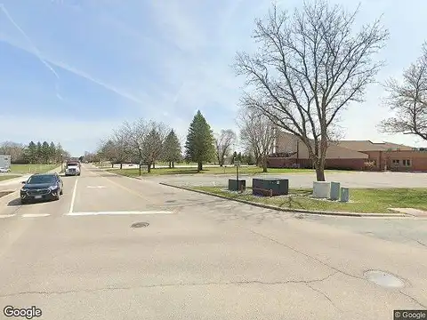 Dale St Sw, Hutchinson, MN 55350