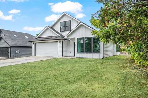 Tutt Street, Howe, TX 75459