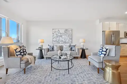 S Alder Place #103, Oak Creek, WI 53154