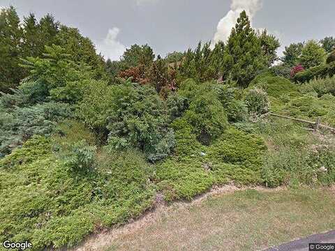 Karen Ct, Lititz, PA 17543
