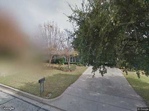 Royal Oaks Dr, Waco, TX 76710