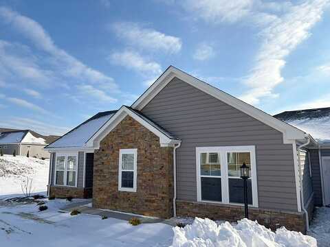 Village Lane, Union, PA 15332