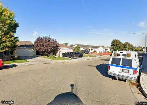 E Pitt Avenue, Fresno, CA 93706