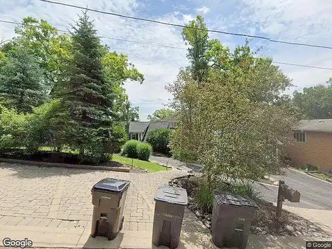 W5539 Oak Park Rd, Elkhorn, WI 53121