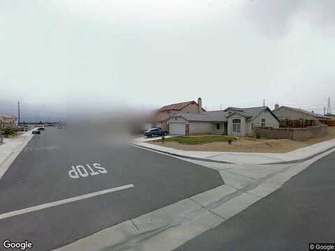 Newcastle Ave, Hesperia, CA 92344