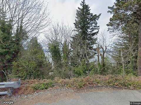 E Side Dr Ne, Tacoma, WA 98422