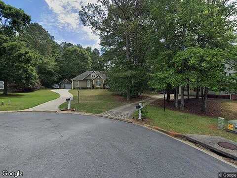 Tara Woods Ct, Newnan, GA 30263
