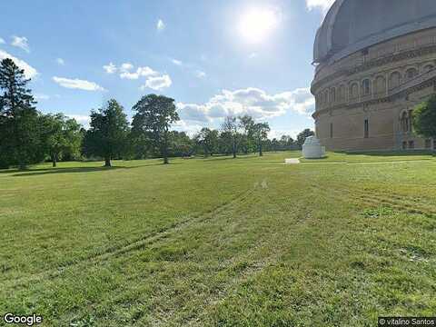 Britten Dr, Lake Geneva, WI 53147