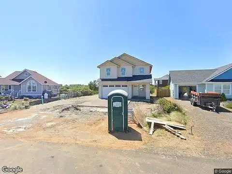 S Spinnaker St Sw, Ocean Shores, WA 98569