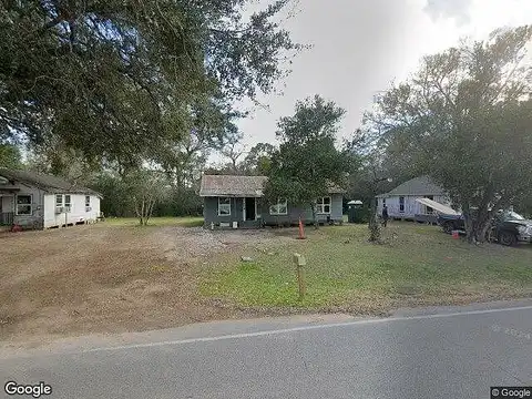 Clay St, Richmond, TX 77469