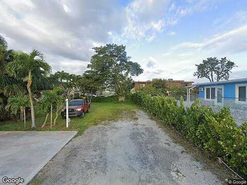 Espan Ct, Palm Springs, FL 33461