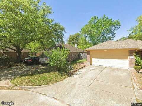 Colleen Meadows Circle Cir, Houston, TX 77080
