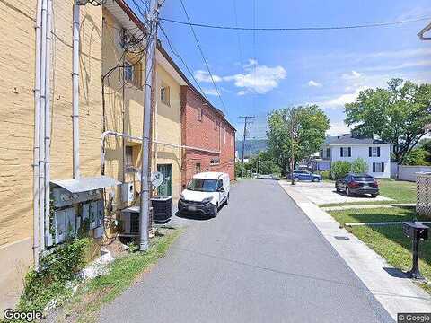 Stickley St, Mount Jackson, VA 22842