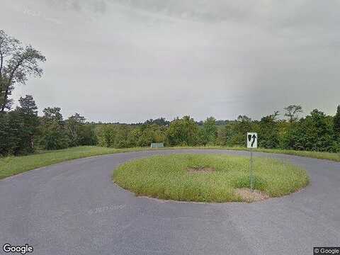 Helens Dr, Greencastle, PA 17225