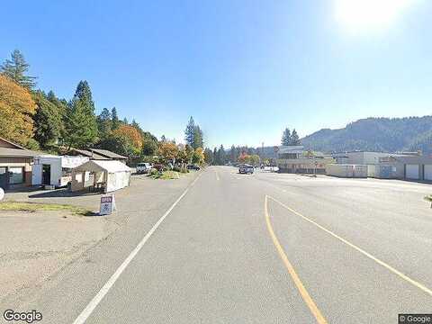 Road, Redway, CA 95560