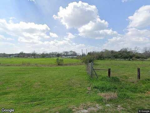 S Kerr Rd, Wharton, TX 77488
