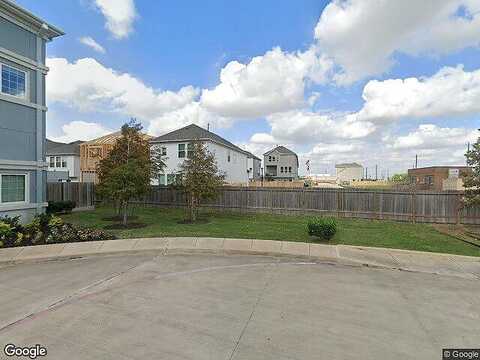 Millbridge Spring Ln, Houston, TX 77051