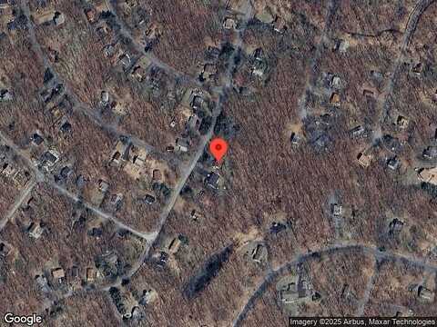 Lakeview Dr, Dingmans Ferry, PA 18328