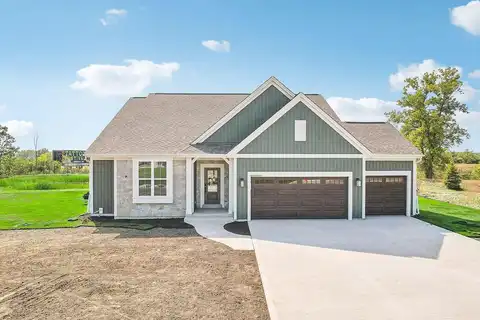 W251N2355 Valleyview Circle, Pewaukee, WI 53072