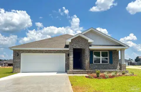 Naval Court, Crestview, FL 32539