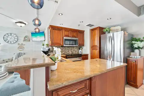 S Thomas Drive #1004W, Panama City Beach, FL 32408