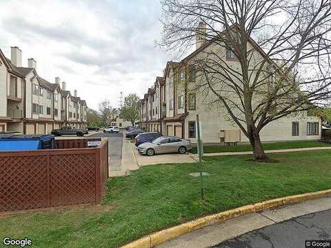Curtier Dr, Alexandria, VA 22310