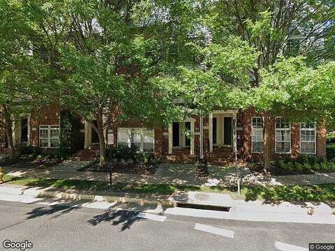 Village High St # 149, Gainesville, VA 20155