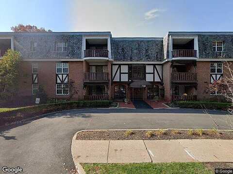 Centennial Ave Apt 204, Sewickley, PA 15143